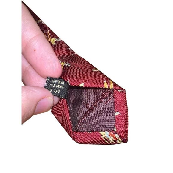 Salvatore Ferragamo Red Sports Players Print Handmade Neck Tie - Picture 6 of 6